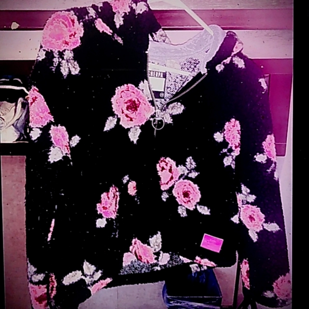Adorable fleece girls pullover SZ 14